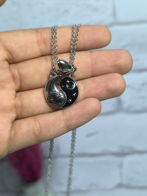 گردنبند دوستی مگنت دار