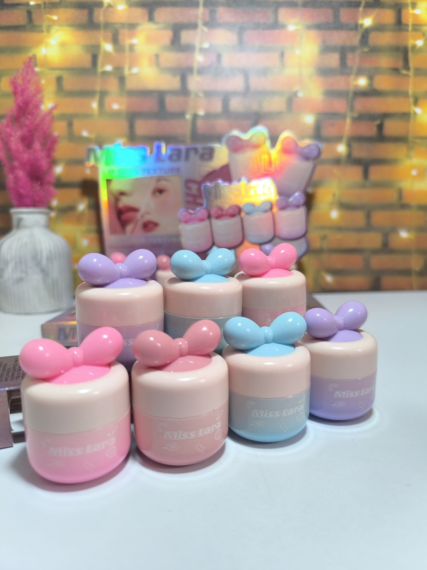 رژ لب پاپیونی