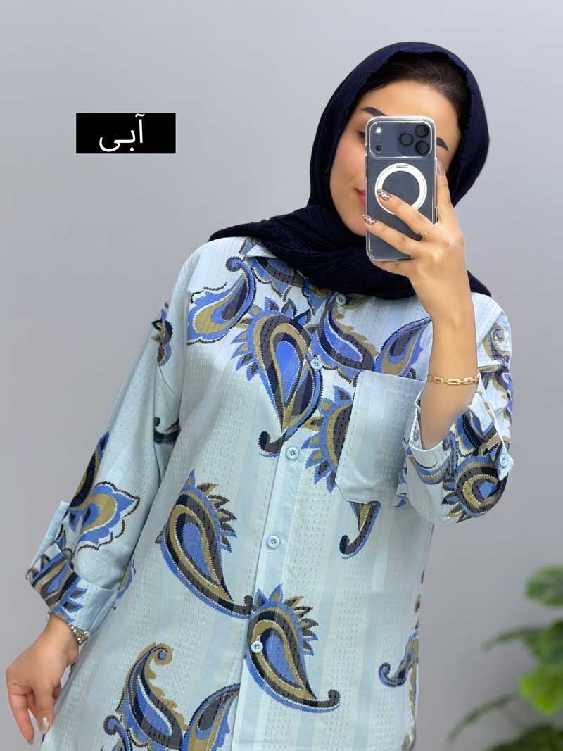 مانتو لاریس ایتالیایی