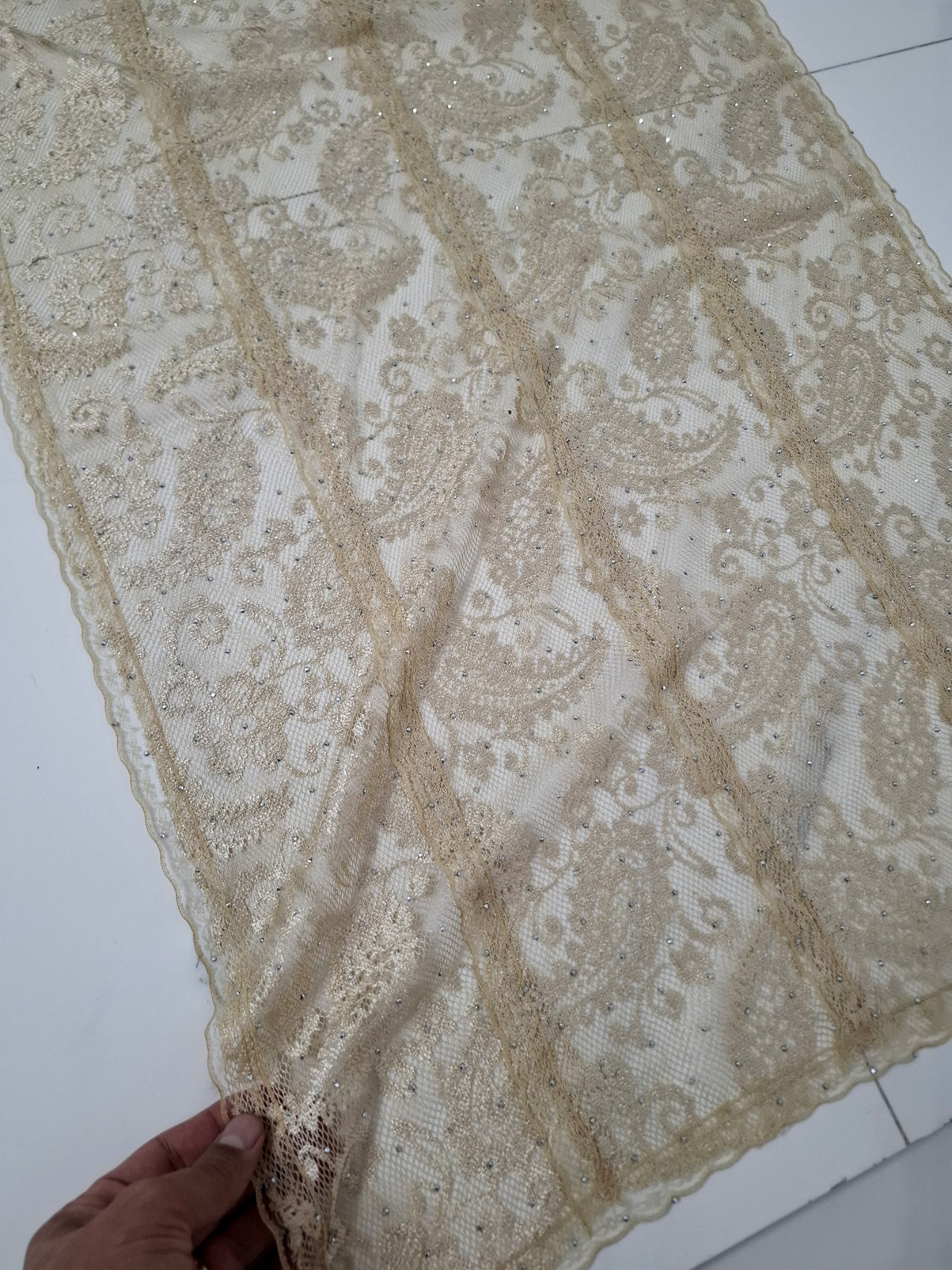شال گیپور مجلسی زنانه لاینی نگین کارشده